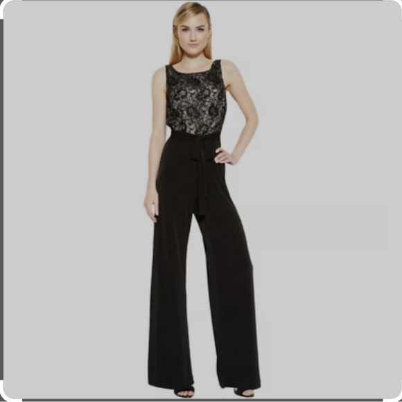 Calvin KleinJumpsuit. Lace top. Size 2 - Picture 7 of 7